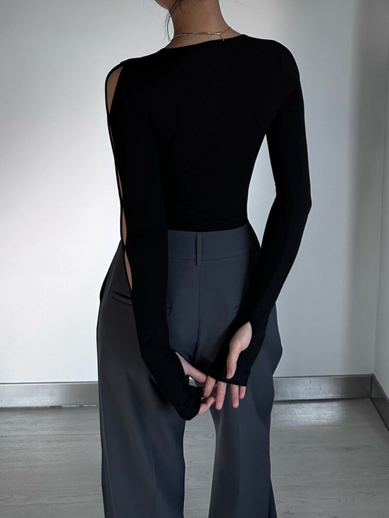 Keyhole Cutout Long Sleeve Bodysuit - Image 3