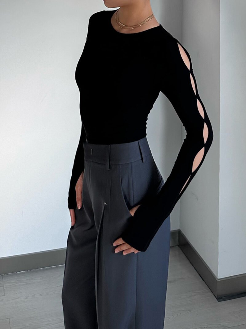 Keyhole Cutout Long Sleeve Bodysuit - Image 2