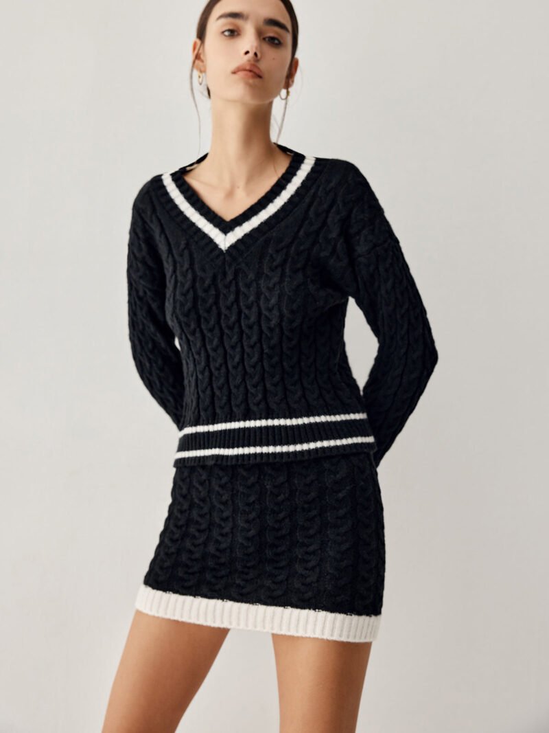 Contrast Trim Cable Knit Sweater With Matching Skirt - Image 2