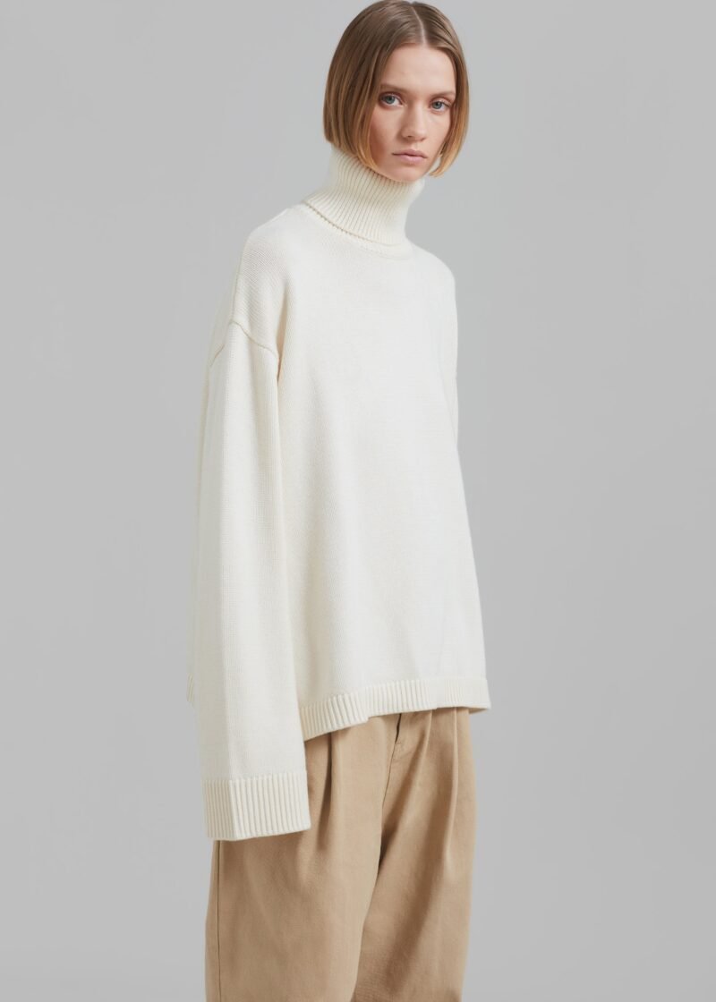 Trapeze Turtleneck - Ivory